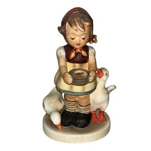 M.J.HUMMEL Be Patient Little girl with Ducks Bowl Antique Collectible Figurine